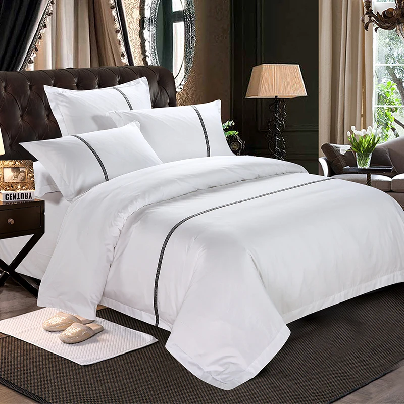 Set de Ropa de Cama de Hotel 5 Estrellas de Lujo 100% Algod&oacute;n T250 Logotipo Personalizado S&aacute;banas Planas Blancas Funda de Almohada Edred&oacute;n Logotipo Personalizado 4 Piezas Liso