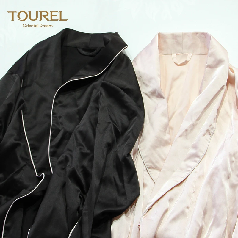 Luxury Wholesale Custom Black And Pink Sexy Bride Satin Hotel 100% Silk Bathrobe Woman